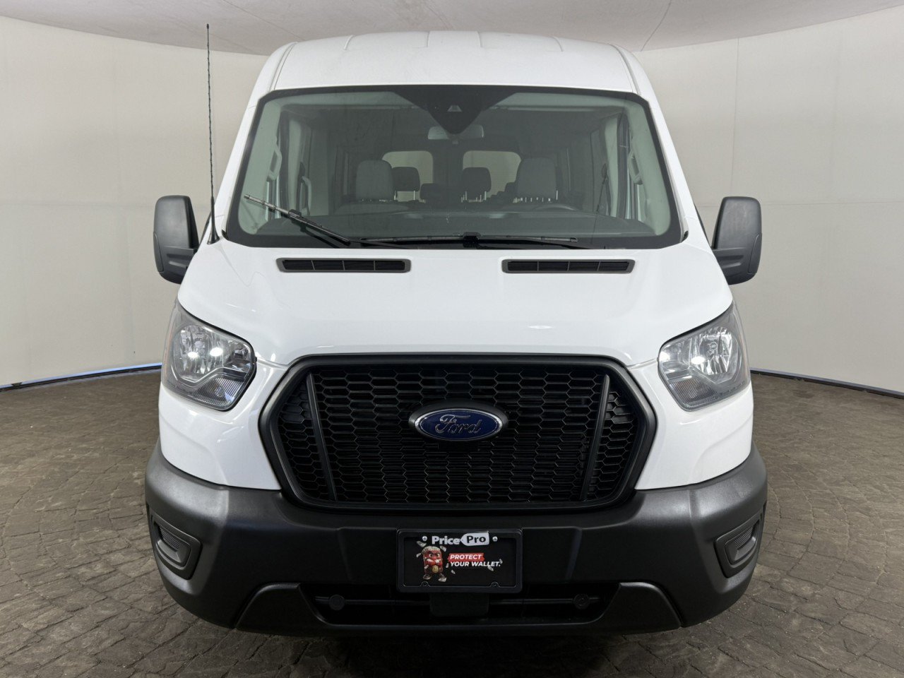 Used 2024 Ford Transit 350 XL RWD image 2