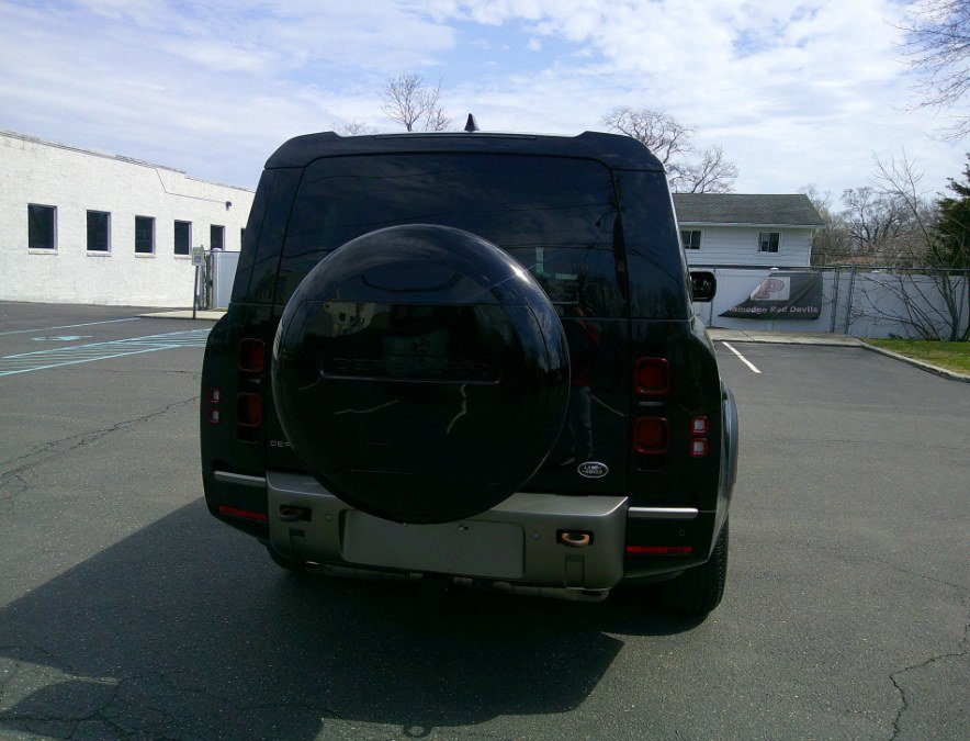 Used 2023 Land Rover Defender 130 X-Dynamic SE image 76