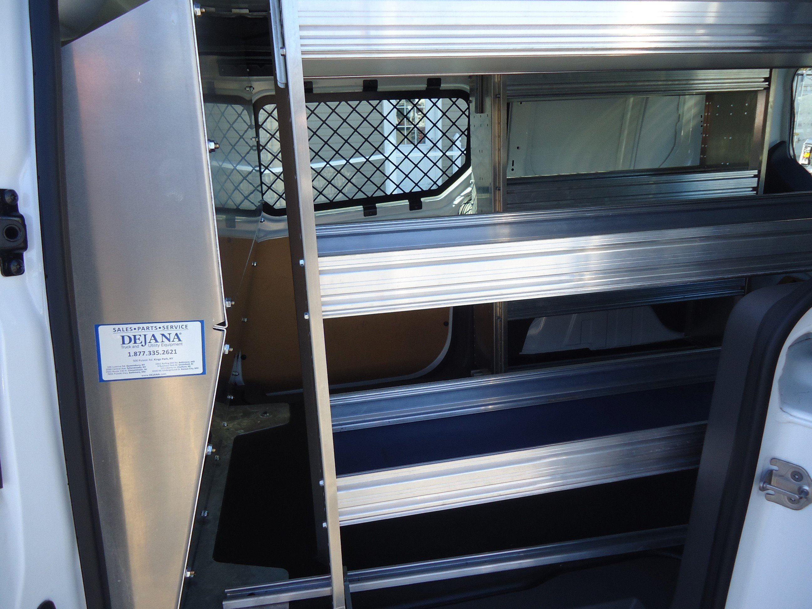 Used 2023 Ford Transit Connect XL FWD image 25
