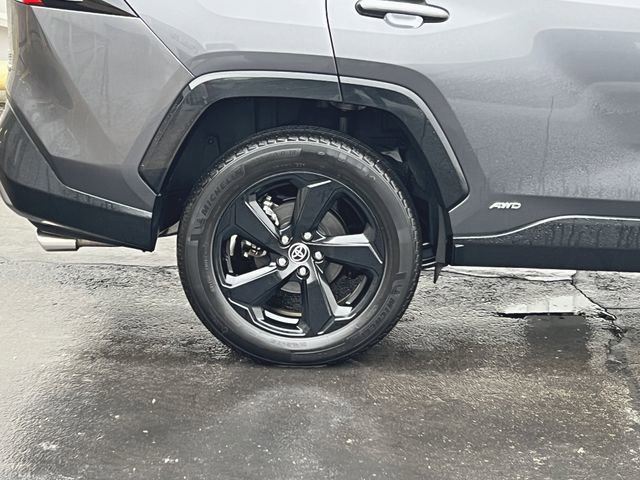 Used 2021 Toyota RAV4 XSE w/ XSE Grade Weather Package image 20