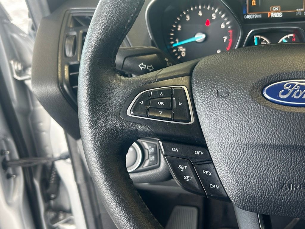 Used 2019 Ford Escape SEL image 39