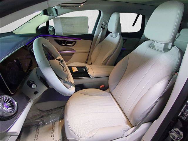 New 2027 Mercedes-Benz EQE 320 4MATIC SUV image 4