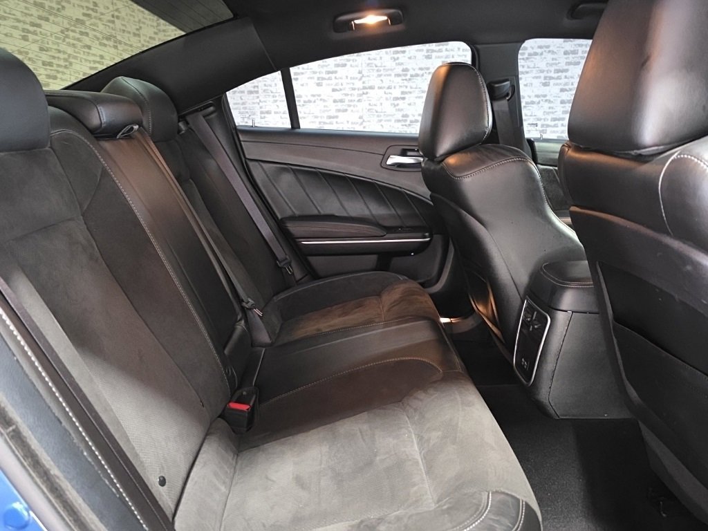 Used 2023 Dodge Charger R/T w/ Plus Group image 10