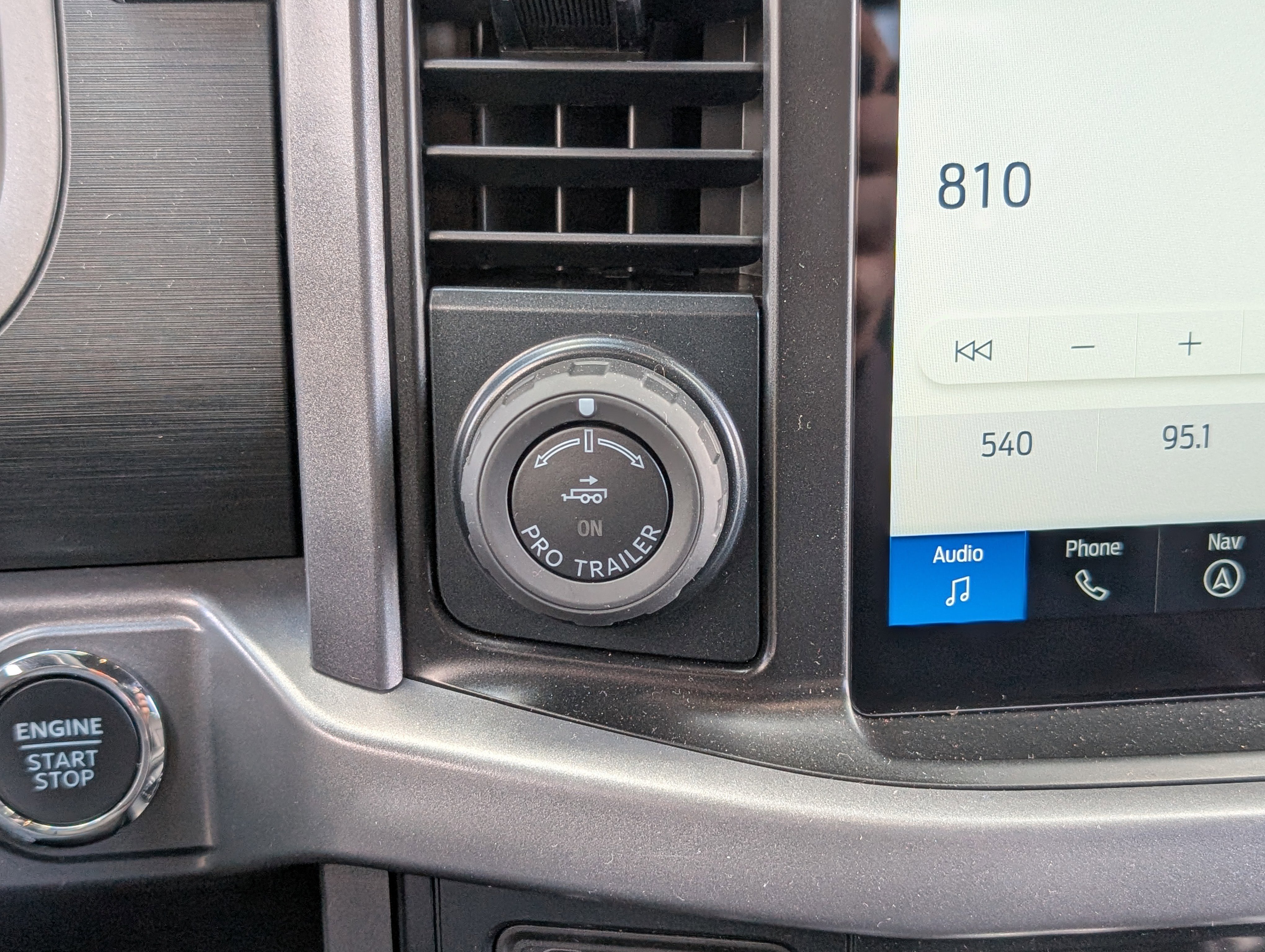 New 2025 Ford F150 XLT w/ Equipment Group 302A MID image 21