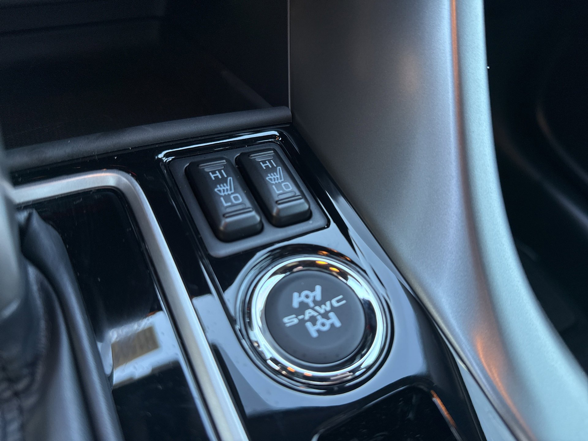 New 2026 Mitsubishi Eclipse Cross Black Edition image 7