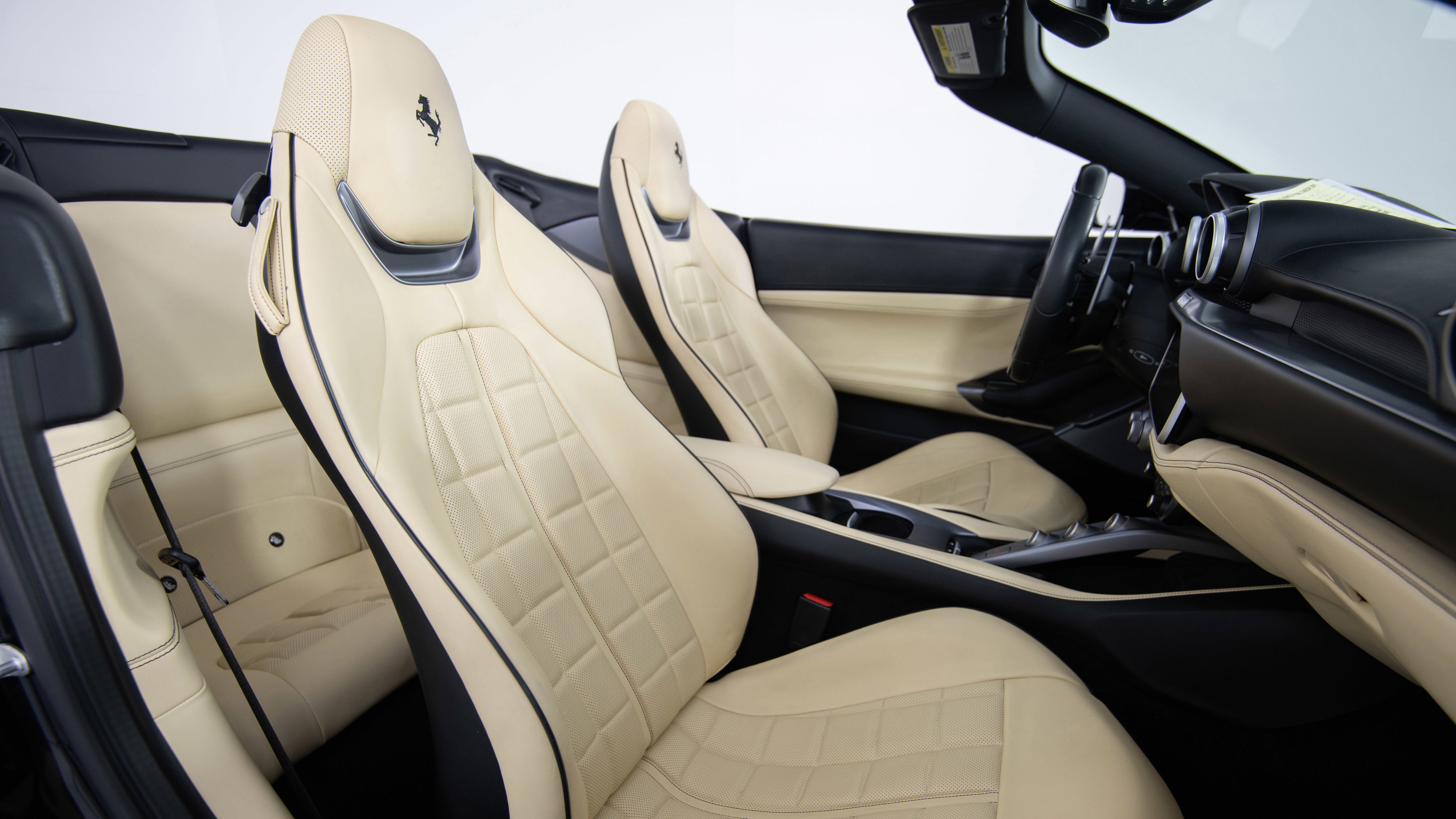 Certified 2019 Ferrari Portofino image 22