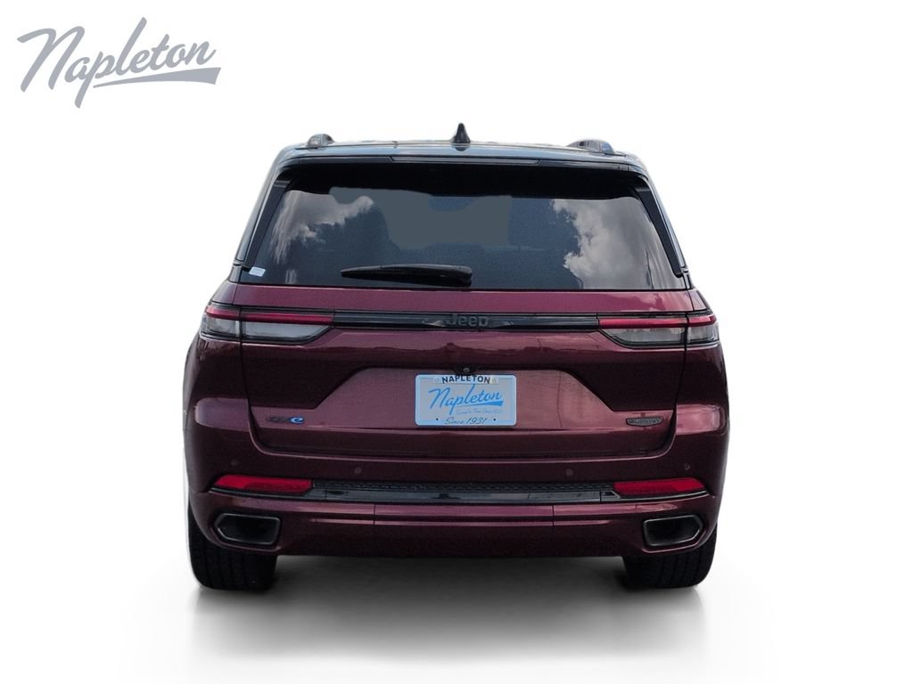 Used 2023 Jeep Grand Cherokee Summit w/ High Altitude Package AWD/4WD image 4