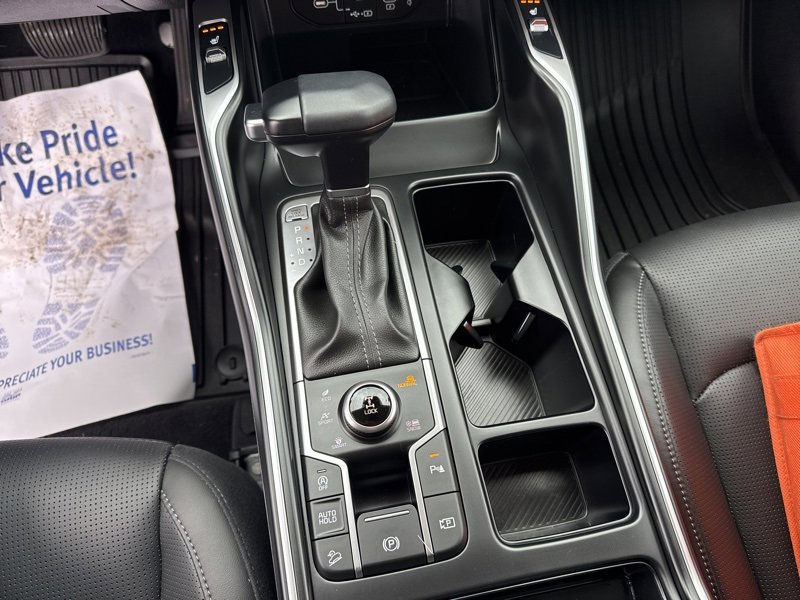 Used 2025 Kia Sorento S image 42