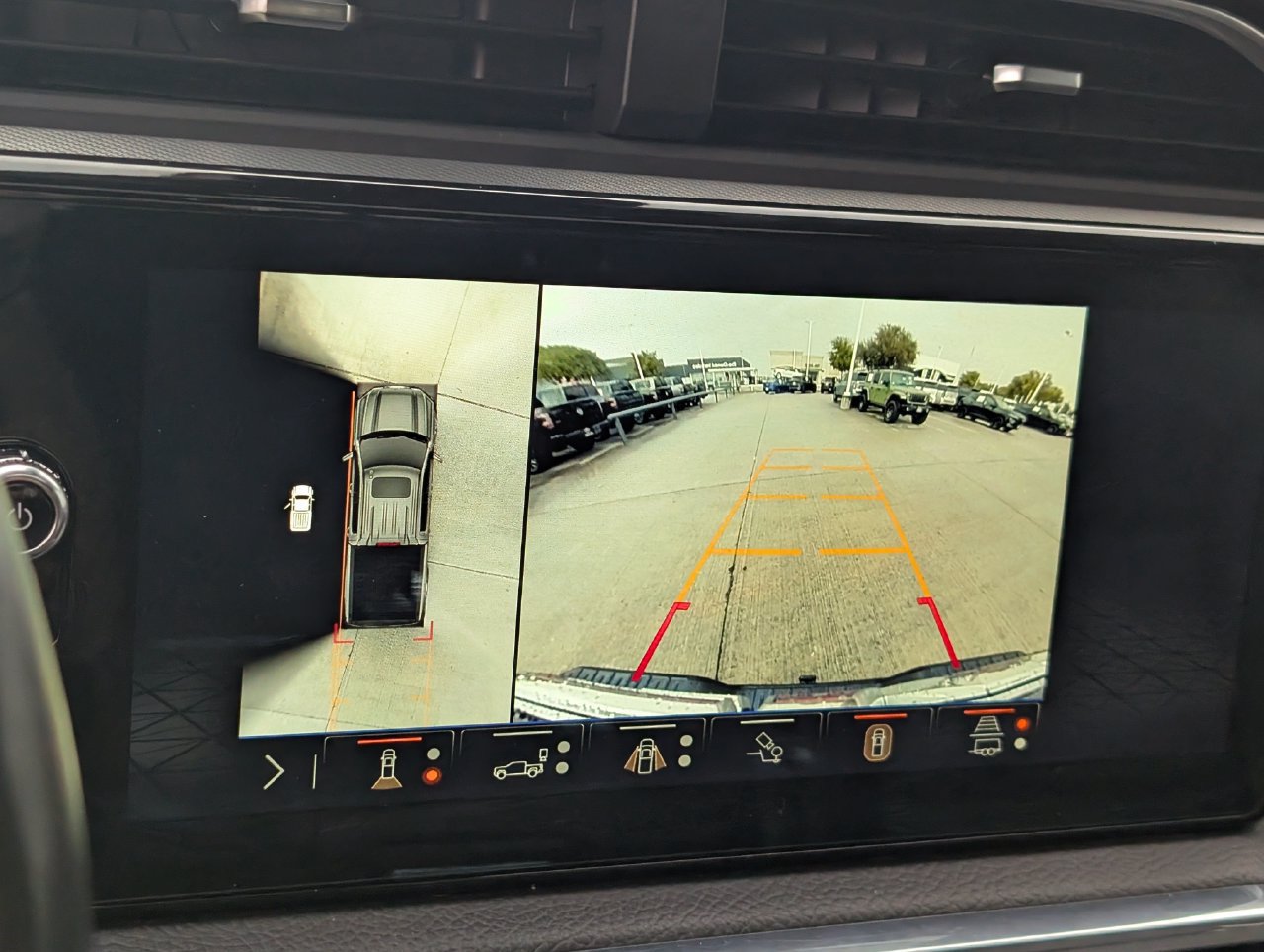 Used 2024 GMC Sierra 1500 Denali AWD/4WD image 14