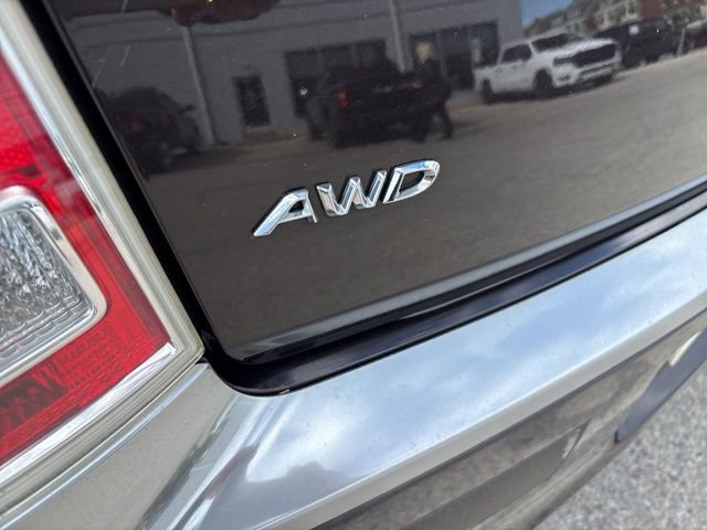 Used 2012 Chrysler 300 C Luxury Series image 5