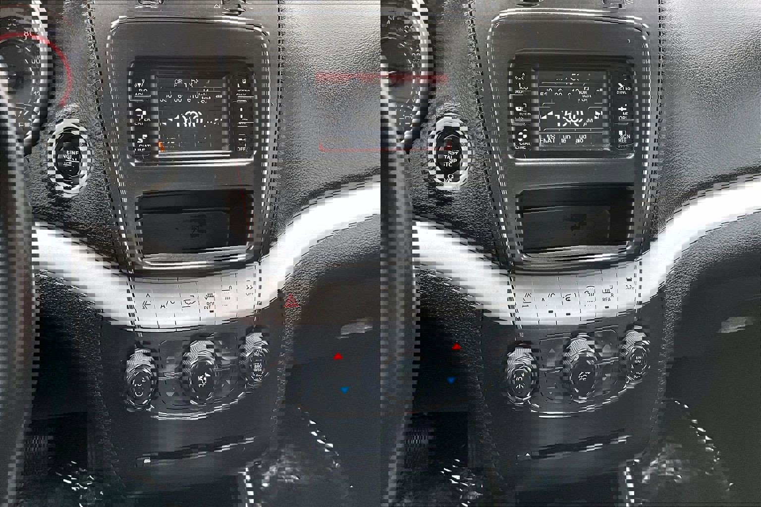 Used 2018 Dodge Journey SXT w/ Connectivity Group image 15