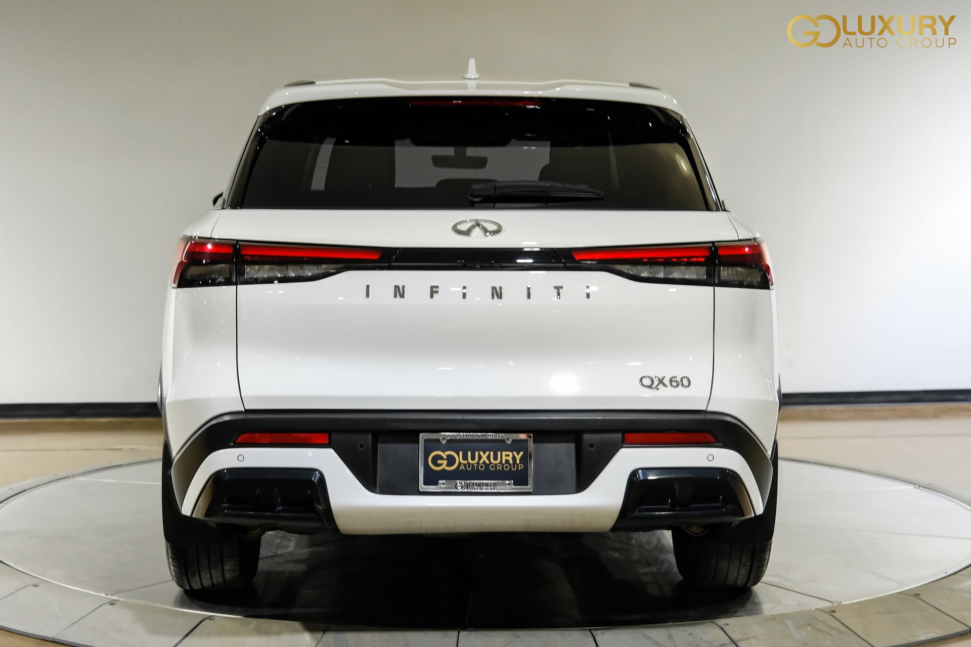 Used 2025 INFINITI QX60 Pure FWD image 11