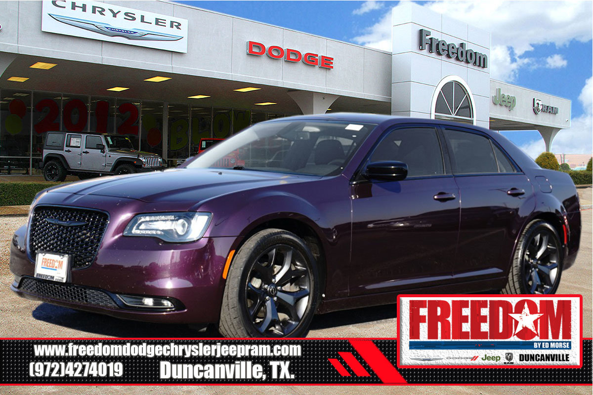 Used 2020 Chrysler 300 Touring w/ Sport Appearance Package