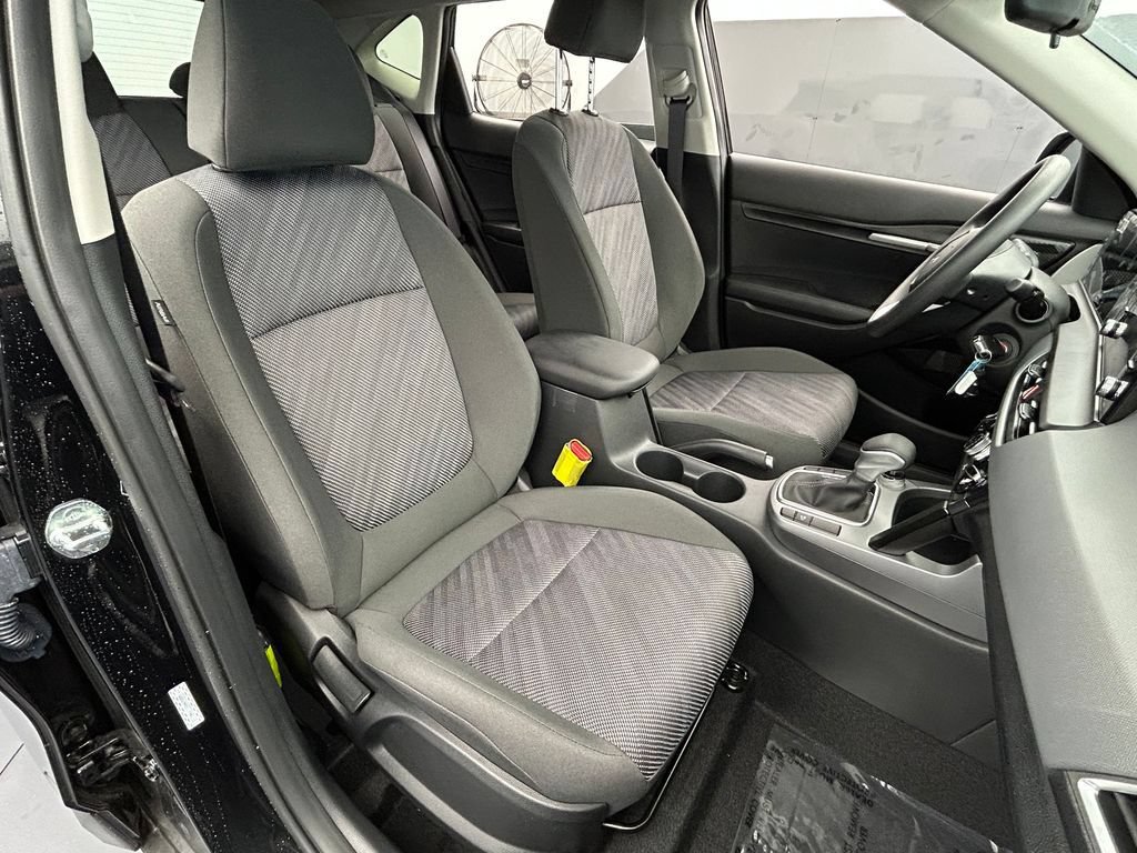 Used 2026 Kia Seltos LX FWD image 14
