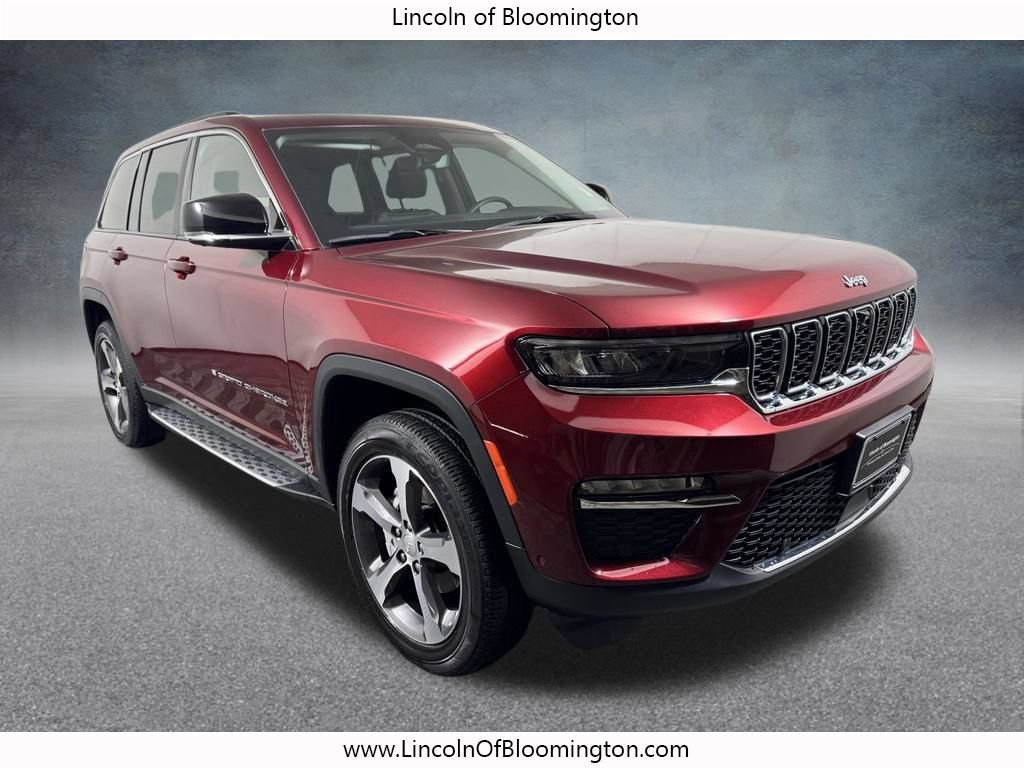 Used 2023 Jeep Grand Cherokee Limited w/ Luxury Tech Group II AWD/4WD image 8