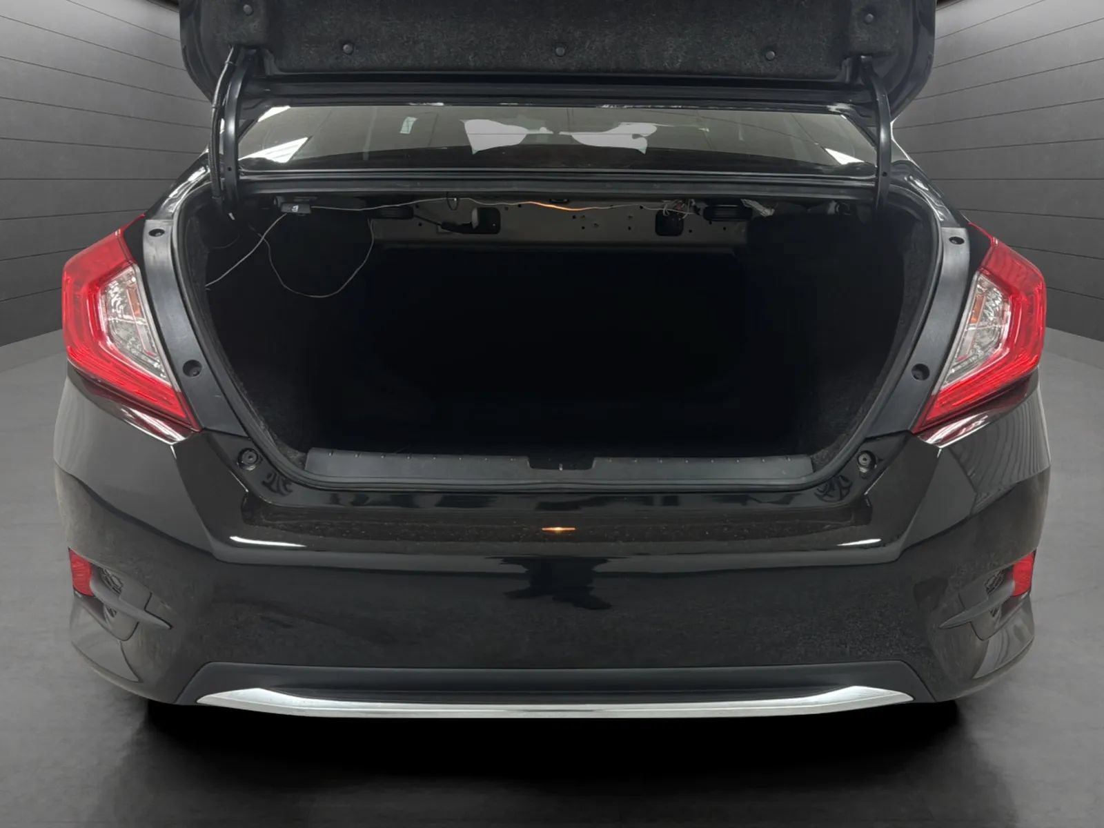 Used 2019 Honda Civic LX image 19