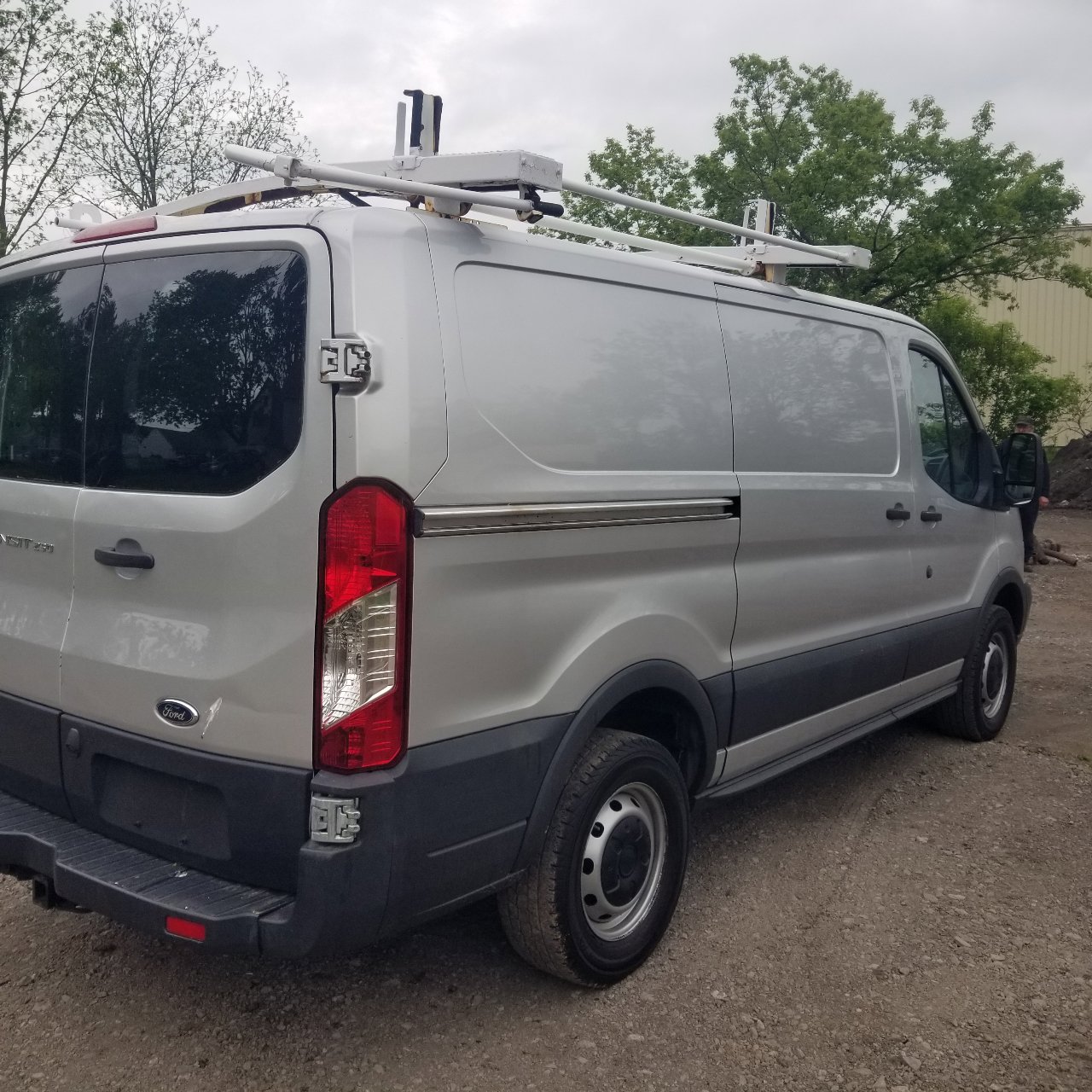 Used 2016 Ford Transit 250 130 Low Roof image 5