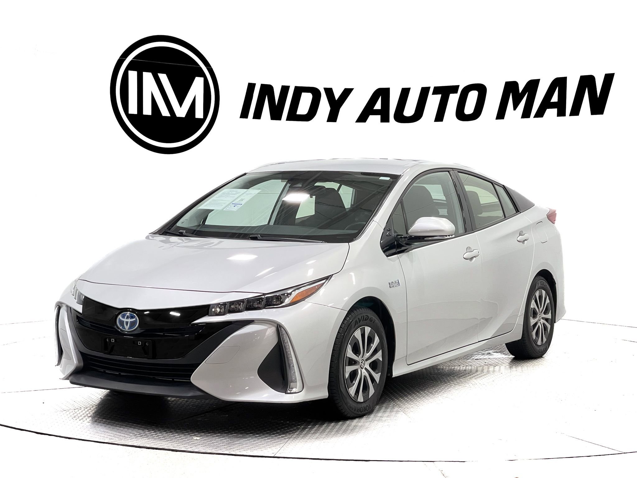 Used 2020 Toyota Prius Prime LE image 8