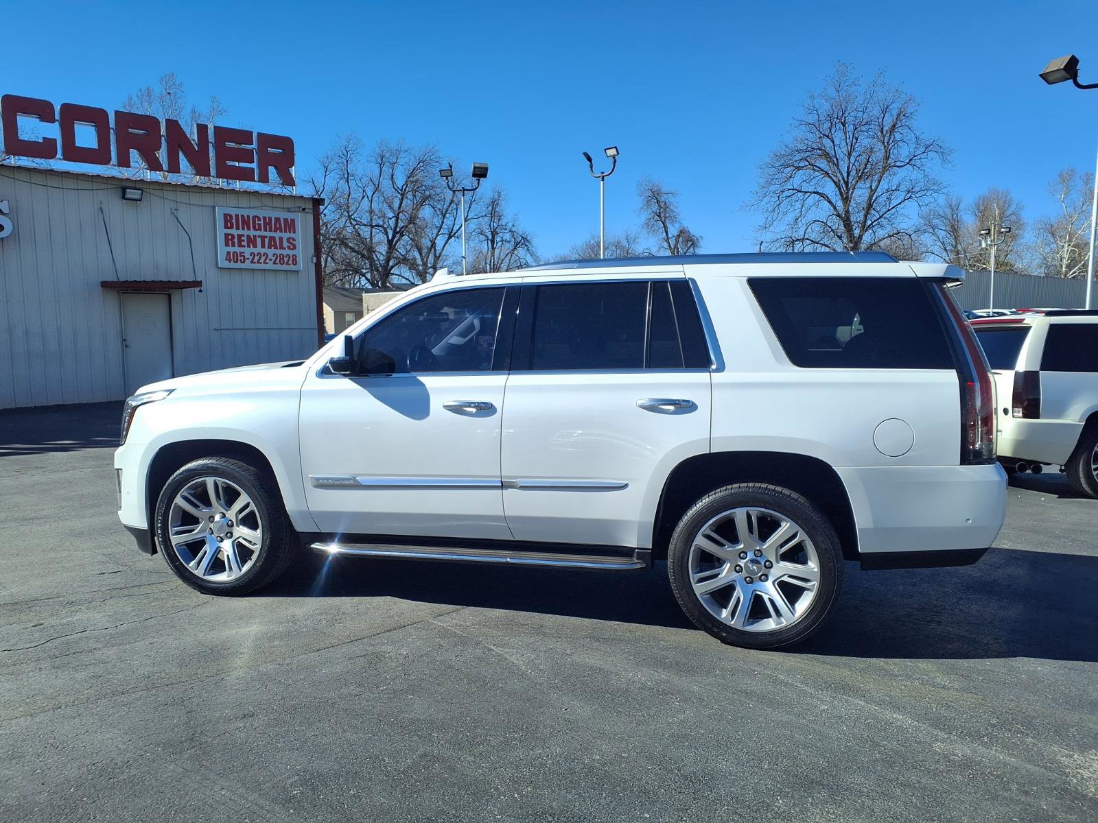 Used 2020 Cadillac Escalade Luxury image 19
