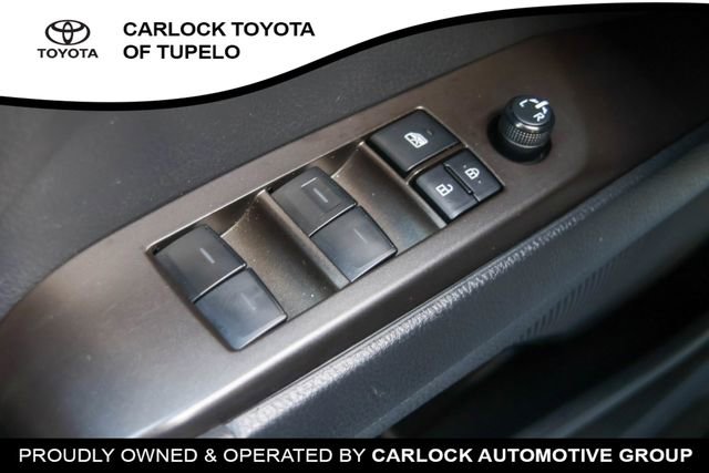 Used 2023 Toyota Camry SE FWD image 18