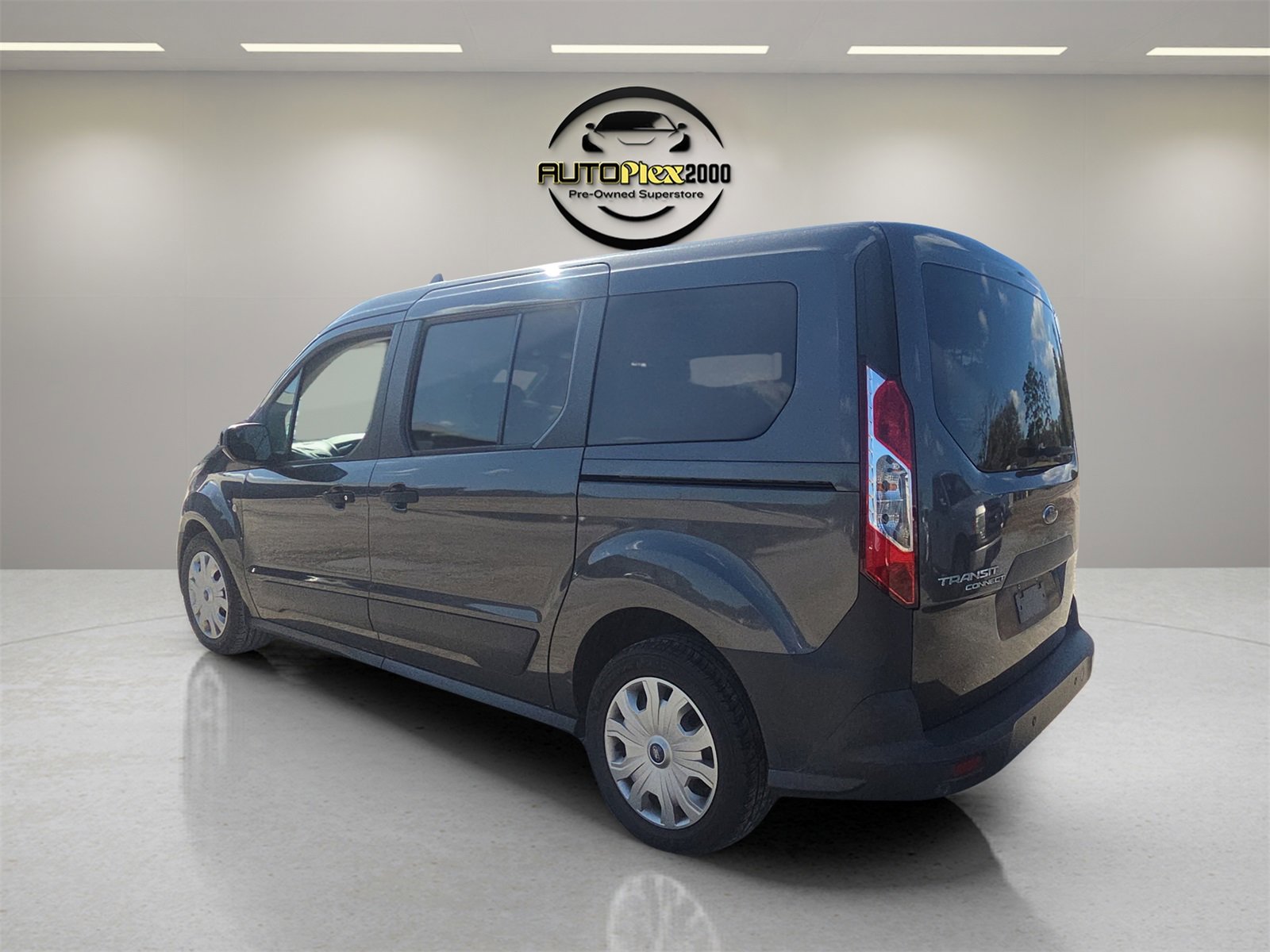 Used 2021 Ford Transit Connect XL image 5
