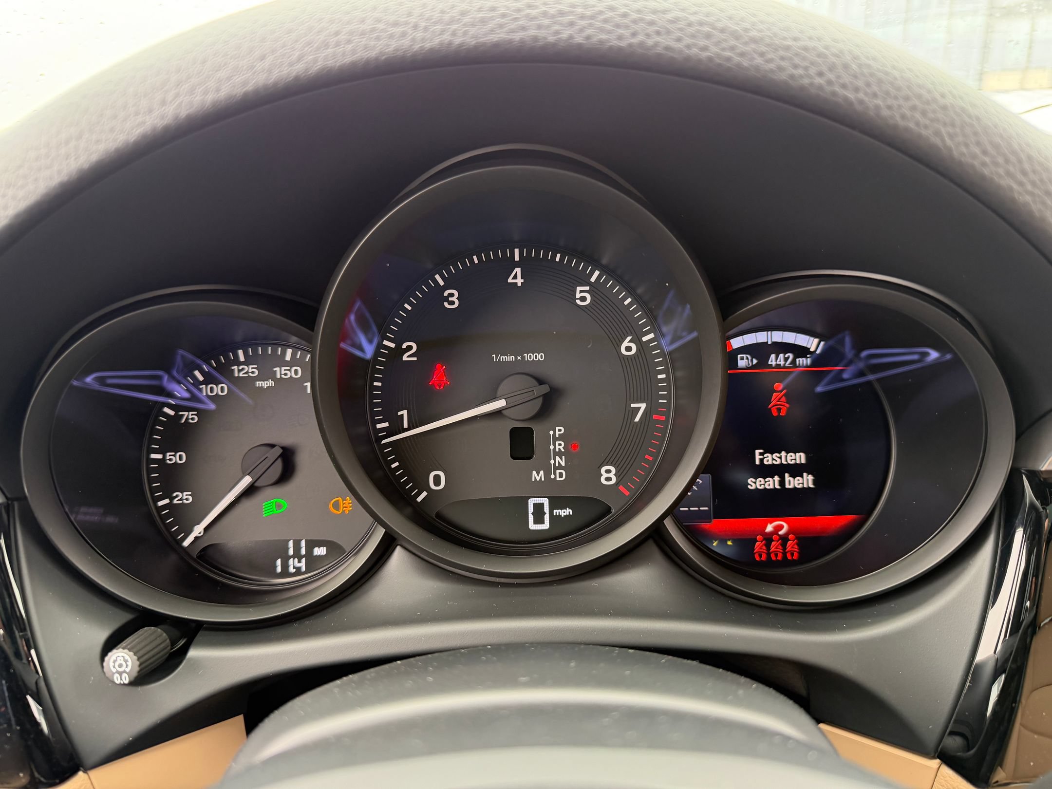 Certified 2026 Porsche Macan AWD/4WD image 33