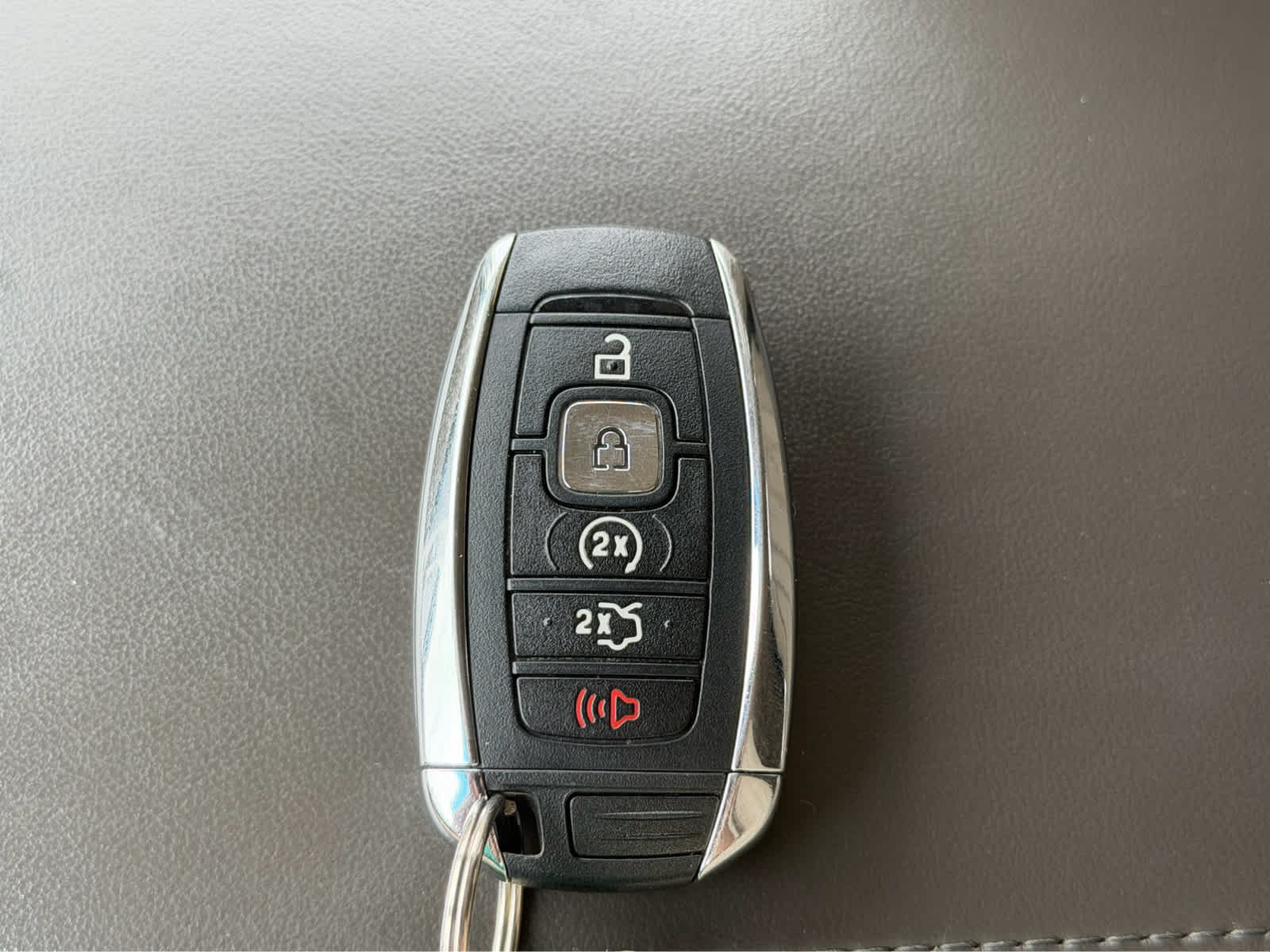 Used 2018 Lincoln MKX Select FWD image 41