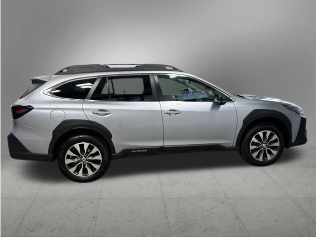 Used 2023 Subaru Outback Limited AWD/4WD image 6