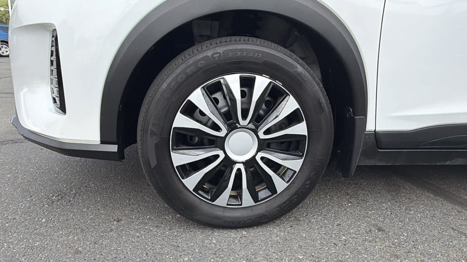 Used 2024 Nissan Kicks S FWD image 9