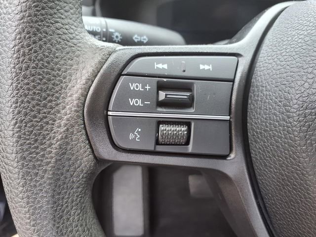 Certified 2025 Honda Accord SE image 6