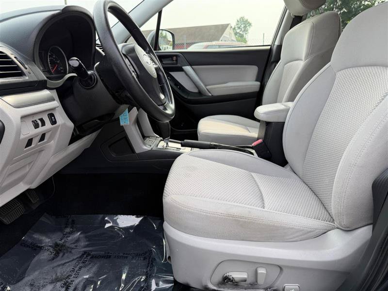 Used 2015 Subaru Forester 2.5i Premium w/ All-Weather Package AWD/4WD image 28