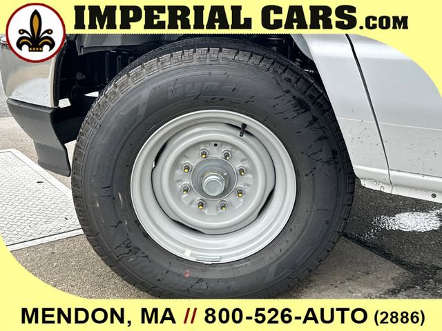 New 2026 Ford E-350 and Econoline 350 Super Duty w/ Power Equipment Group image 9