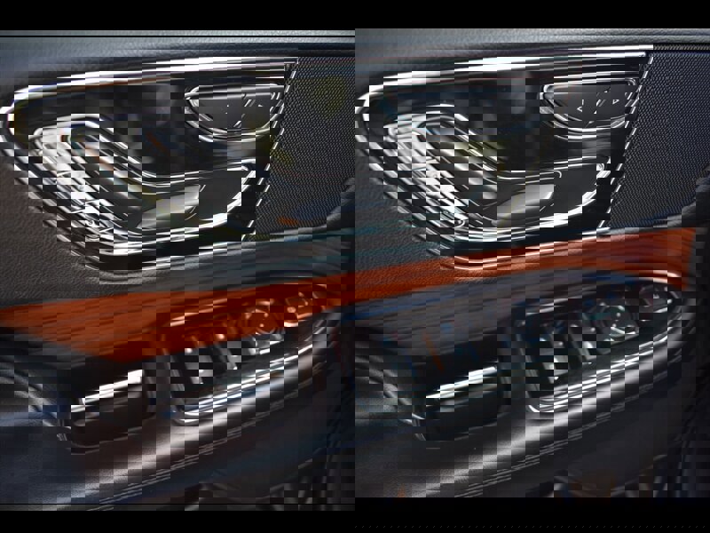 Used 2018 Lincoln Navigator L Select image 19