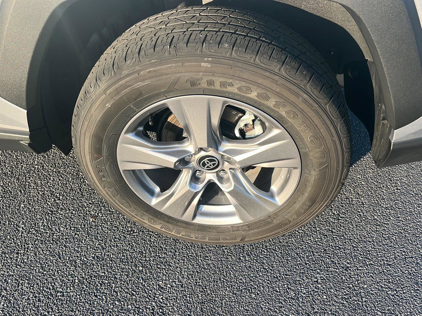 Certified 2022 Toyota RAV4 XLE image 33