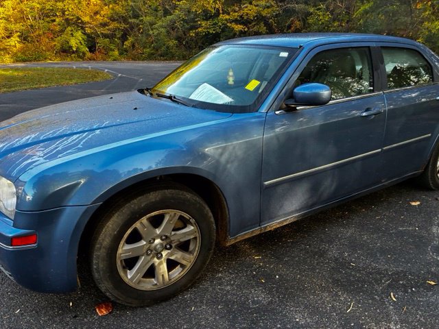Used 2007 Chrysler 300 Touring w/ Comfort/Convenience Group RWD image 12