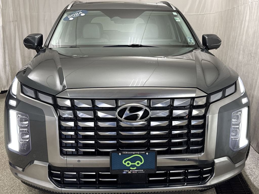 Used 2024 Hyundai Palisade Calligraphy image 4