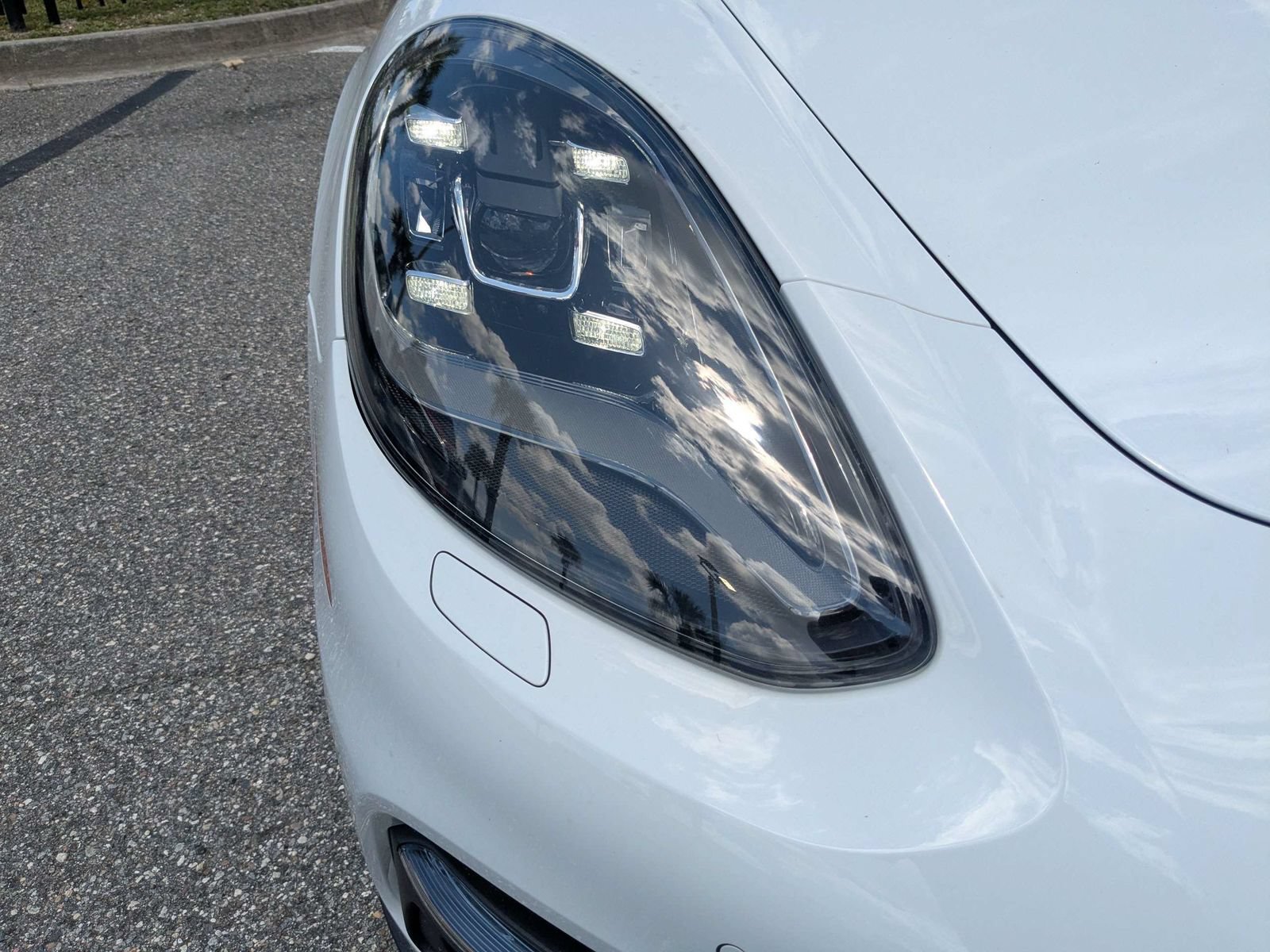 Used 2017 Porsche Panamera 4S AWD/4WD image 10