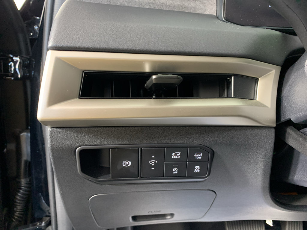 Used 2027 Kia Telluride S w/ Towing Package FWD image 16