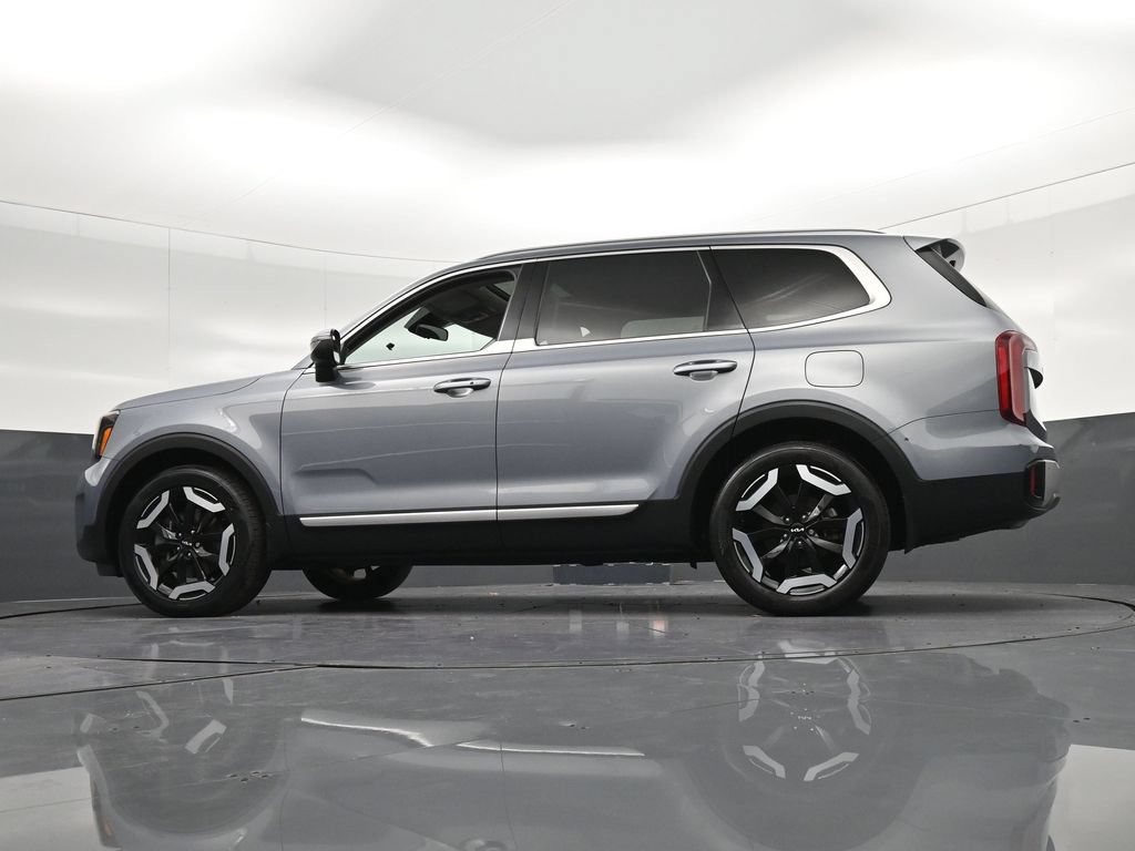 Used 2024 Kia Telluride S w/ S Sunroof Package FWD image 34