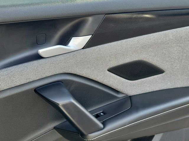 Used 2025 Volkswagen Tiguan S FWD image 7