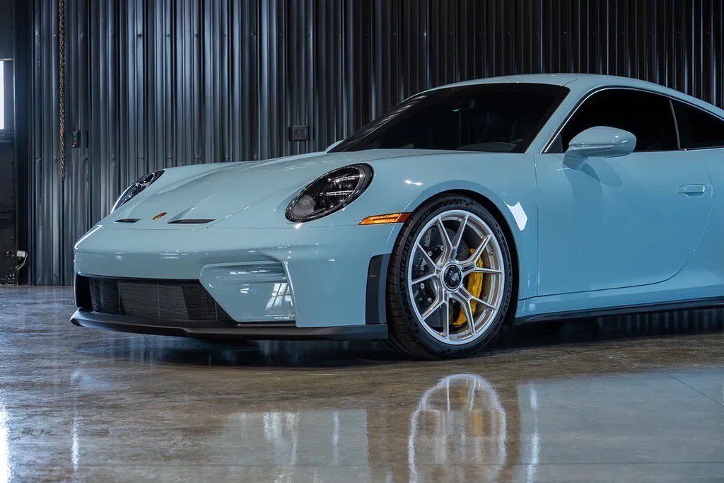 Used 2026 Porsche 911 GT3 RWD image 5