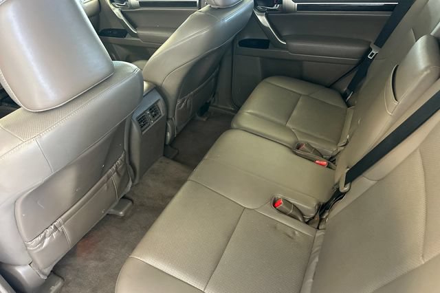 Used 2017 Lexus GX 460 w/ Navigation Package AWD/4WD image 14