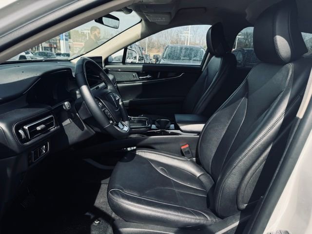 Used 2023 Lincoln Nautilus AWD image 18
