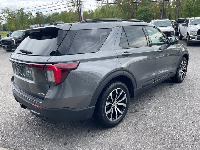 Used 2026 Ford Explorer ST-Line AWD/4WD image 7
