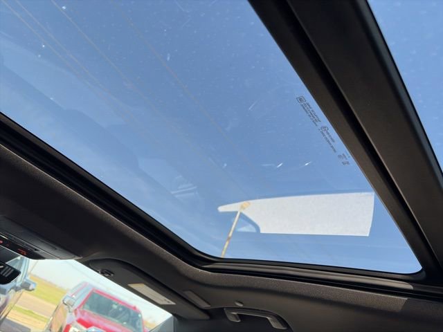 New 2026 Chevrolet Traverse High Country w/ LPO, Floor Liner Package image 16