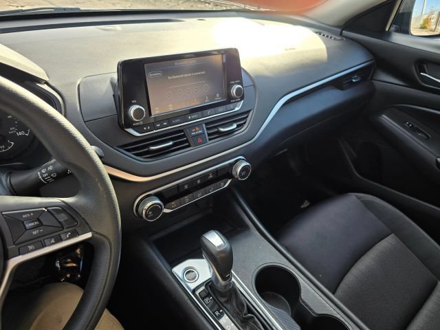 Used 2022 Nissan Altima 2.5 S FWD image 25