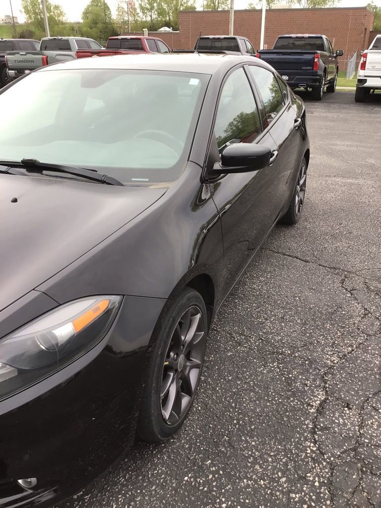 Used 2016 Dodge Dart SXT w/ Rallye Appearance Group FWD image 3