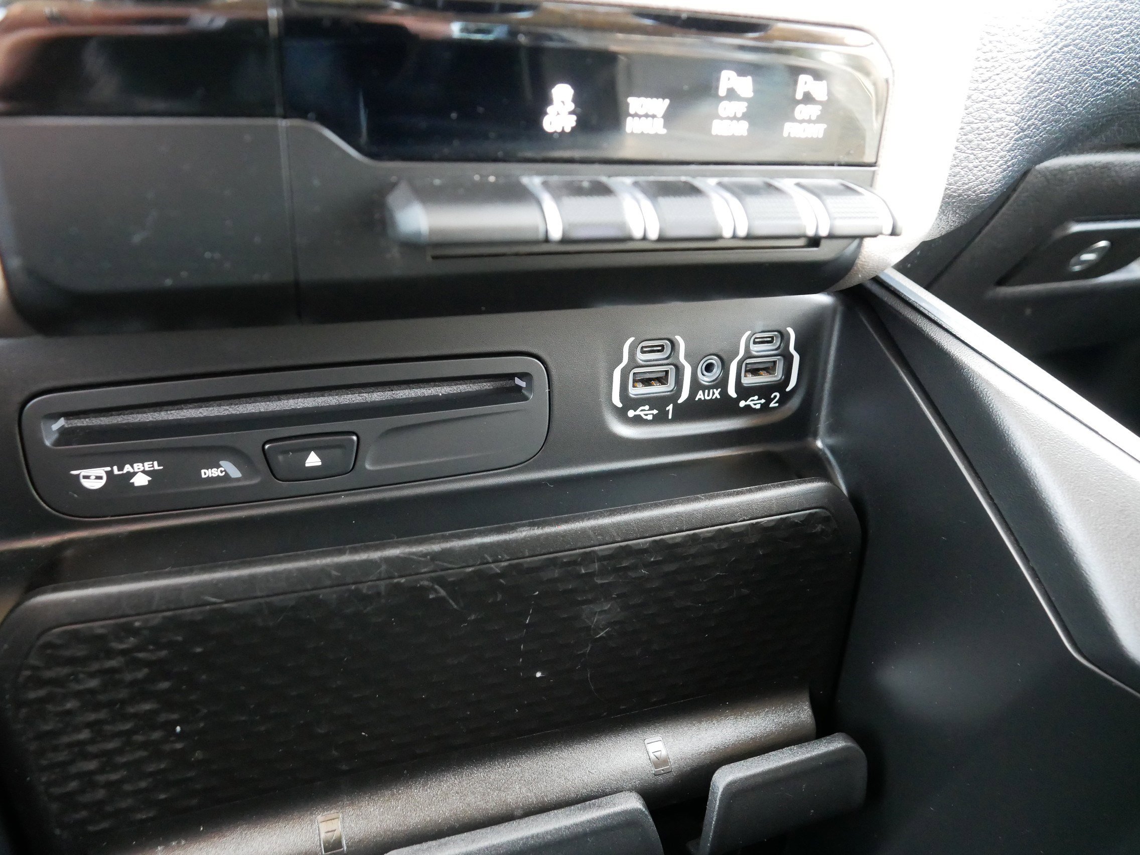 Used 2019 RAM 1500 Laramie image 33