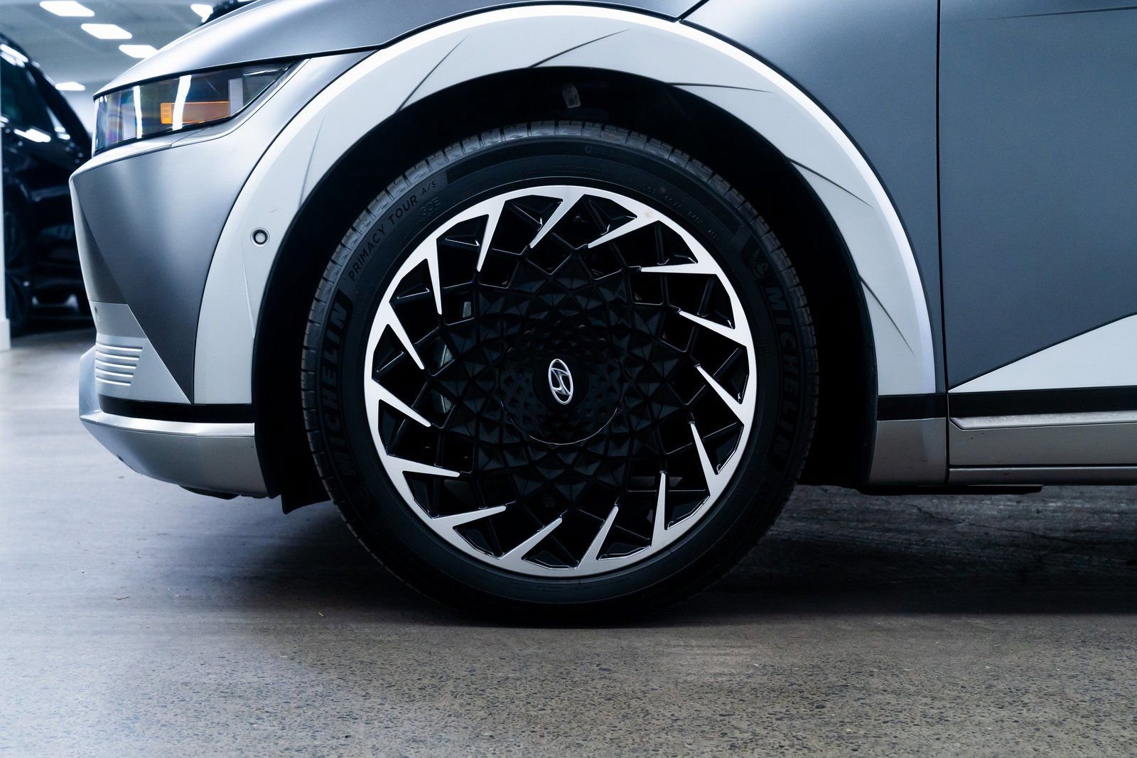 Used 2024 Hyundai Ioniq 5 Limited image 7