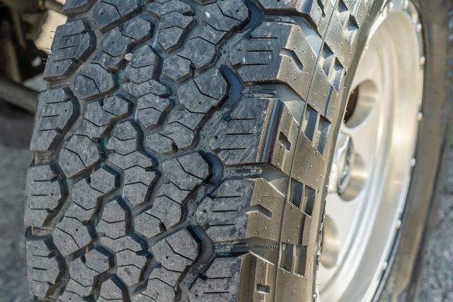 Used 2006 Nissan Titan XE w/ (W04) Preferred Pkg image 16